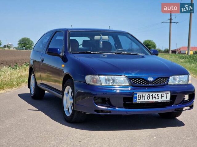 Синій Ніссан Альмера, об'ємом двигуна 1.4 л та пробігом 312 тис. км за 2050 $, фото 1 на Automoto.ua