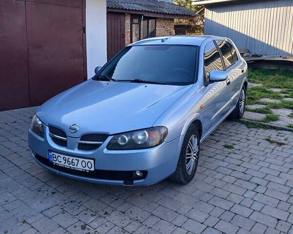 Синий Ниссан Альмера, объемом двигателя 2.18 л и пробегом 318 тыс. км за 2999 $, фото 1 на Automoto.ua