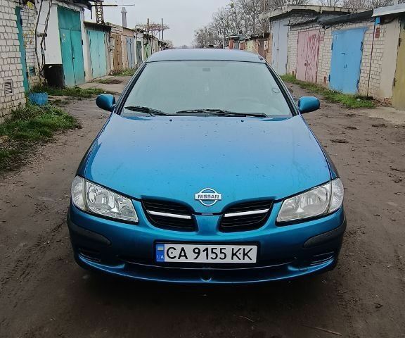 Синій Ніссан Альмера, об'ємом двигуна 1.5 л та пробігом 300 тис. км за 2899 $, фото 1 на Automoto.ua