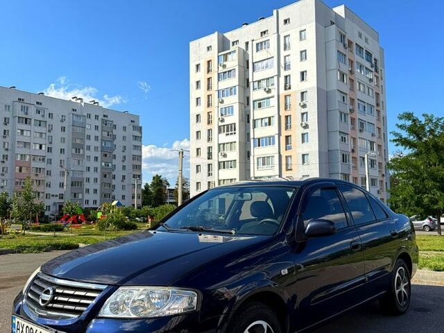 Синий Ниссан Альмера, объемом двигателя 1.6 л и пробегом 218 тыс. км за 5500 $, фото 1 на Automoto.ua
