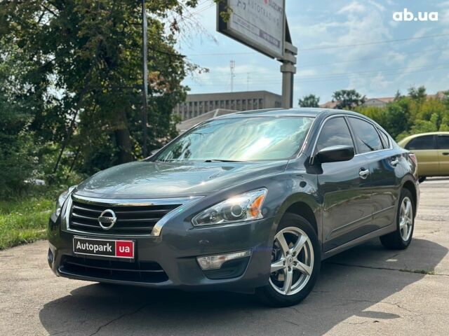 Черный Ниссан Альтима, объемом двигателя 2.5 л и пробегом 180 тыс. км за 9490 $, фото 1 на Automoto.ua