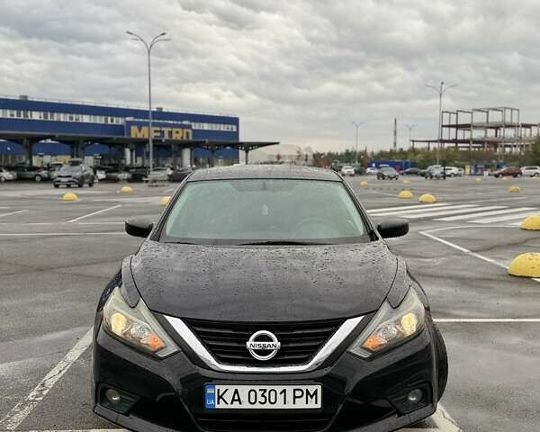 Черный Ниссан Альтима, объемом двигателя 2.49 л и пробегом 162 тыс. км за 13400 $, фото 1 на Automoto.ua