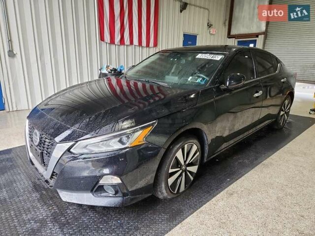 Черный Ниссан Альтима, объемом двигателя 2.5 л и пробегом 59 тыс. км за 2900 $, фото 1 на Automoto.ua
