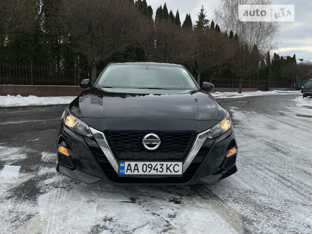 Черный Ниссан Альтима, объемом двигателя 2.49 л и пробегом 73 тыс. км за 14900 $, фото 1 на Automoto.ua