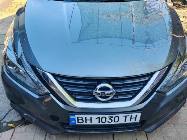 Ниссан Альтима 2016 в Одессе на Automoto.ua Серый Ниссан Альтима, объемом двигателя 2.5 л и пробегом 190 тыс. км за 8700 $, фото 1 на Automoto.ua