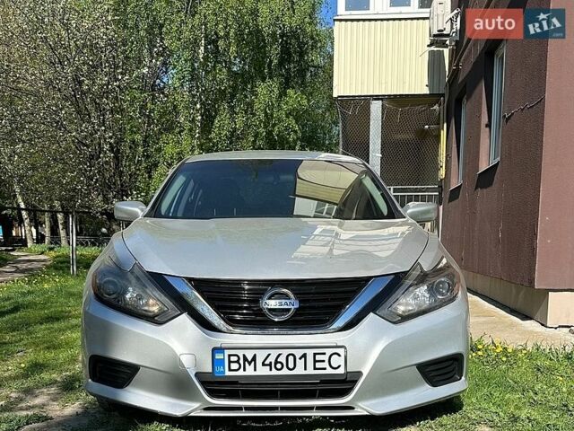 Серый Ниссан Альтима, объемом двигателя 2.49 л и пробегом 218 тыс. км за 9800 $, фото 1 на Automoto.ua
