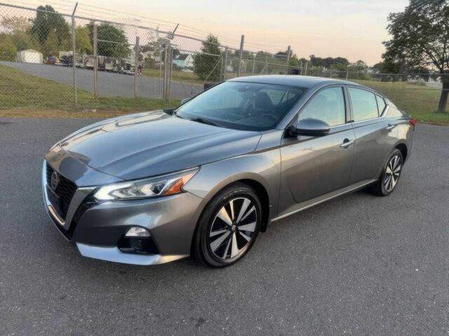 Серый Ниссан Альтима, объемом двигателя 2.5 л и пробегом 43 тыс. км за 8700 $, фото 1 на Automoto.ua