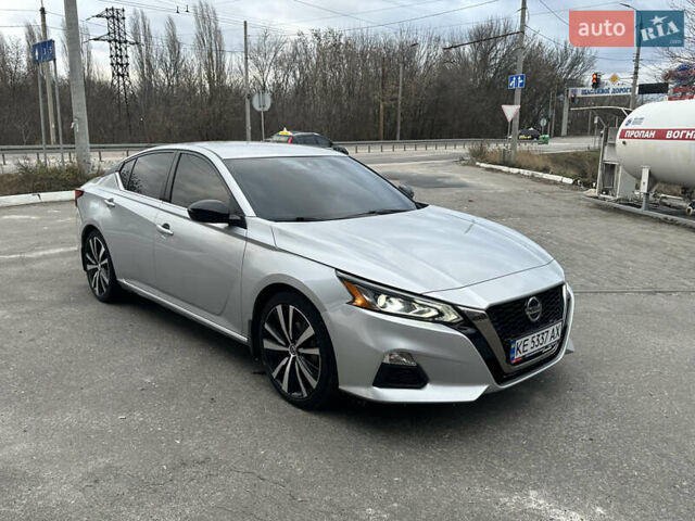 Серый Ниссан Альтима, объемом двигателя 2.49 л и пробегом 48 тыс. км за 21999 $, фото 1 на Automoto.ua