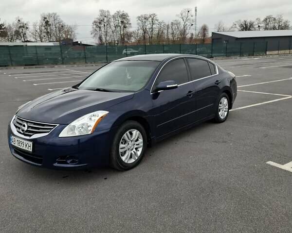 Синий Ниссан Альтима, объемом двигателя 2.5 л и пробегом 120 тыс. км за 7450 $, фото 1 на Automoto.ua