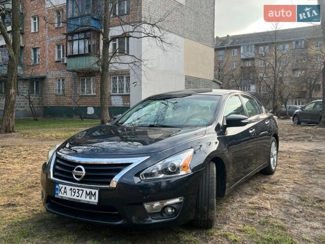 Синий Ниссан Альтима, объемом двигателя 2.5 л и пробегом 168 тыс. км за 9900 $, фото 1 на Automoto.ua