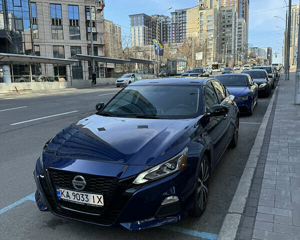Синий Ниссан Альтима, объемом двигателя 2.49 л и пробегом 141 тыс. км за 15200 $, фото 1 на Automoto.ua