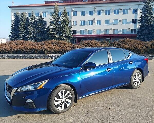 Синий Ниссан Альтима, объемом двигателя 2.5 л и пробегом 32 тыс. км за 14900 $, фото 1 на Automoto.ua