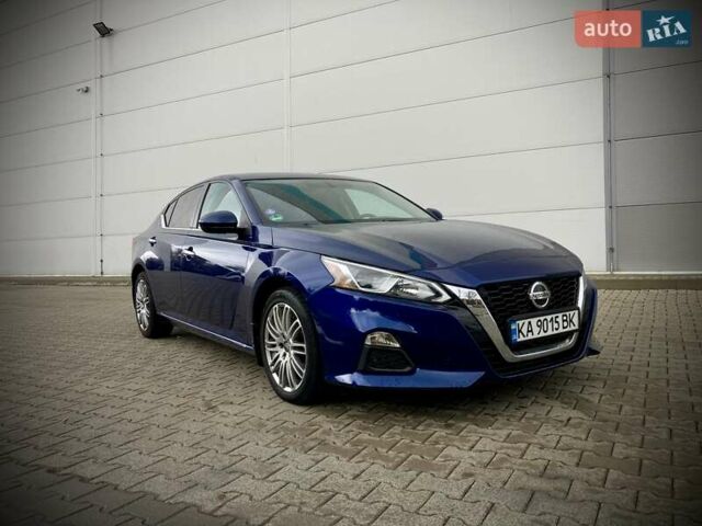 Синий Ниссан Альтима, объемом двигателя 2.49 л и пробегом 112 тыс. км за 15500 $, фото 1 на Automoto.ua