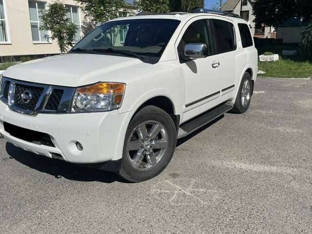 Белый Ниссан Армада, объемом двигателя 5.55 л и пробегом 245 тыс. км за 14500 $, фото 1 на Automoto.ua