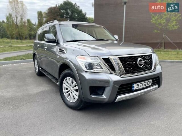 Серый Ниссан Армада, объемом двигателя 5.55 л и пробегом 170 тыс. км за 18500 $, фото 1 на Automoto.ua