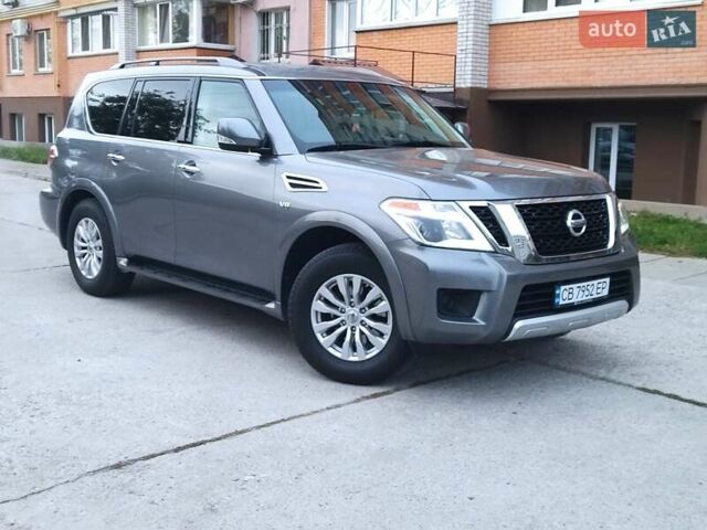 Серый Ниссан Армада, объемом двигателя 5.6 л и пробегом 174 тыс. км за 18550 $, фото 1 на Automoto.ua