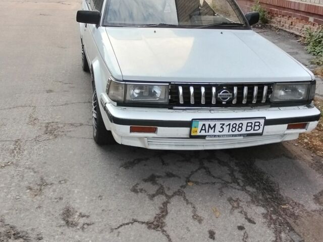 Белый Ниссан Блюберд, объемом двигателя 1.8 л и пробегом 200 тыс. км за 1000 $, фото 1 на Automoto.ua