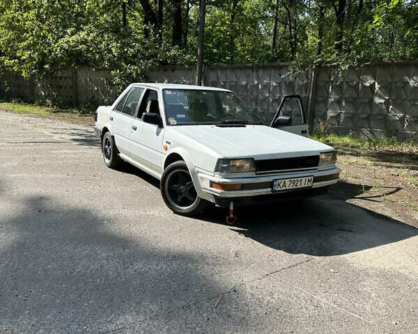 Белый Ниссан Блюберд, объемом двигателя 2 л и пробегом 545 тыс. км за 1000 $, фото 1 на Automoto.ua