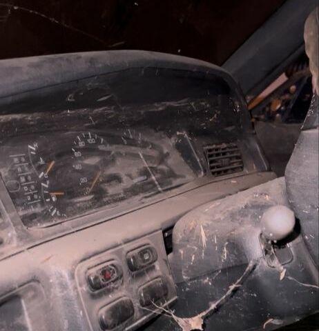 Коричневый Ниссан Блюберд, объемом двигателя 0 л и пробегом 100 тыс. км за 200 $, фото 1 на Automoto.ua