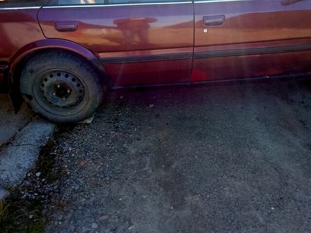 Червоний Ніссан Блюберд, об'ємом двигуна 2 л та пробігом 190 тис. км за 1700 $, фото 1 на Automoto.ua