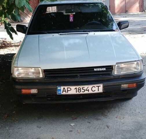 Сірий Ніссан Блюберд, об'ємом двигуна 2 л та пробігом 370 тис. км за 600 $, фото 1 на Automoto.ua