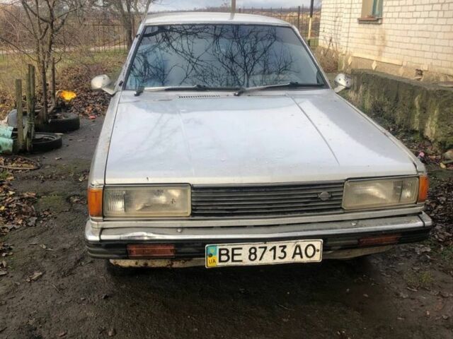 Серый Ниссан Блюберд, объемом двигателя 1.8 л и пробегом 75 тыс. км за 450 $, фото 1 на Automoto.ua