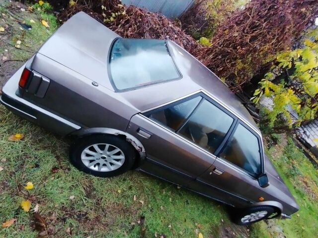 Серый Ниссан Блюберд, объемом двигателя 1.9 л и пробегом 1 тыс. км за 400 $, фото 1 на Automoto.ua