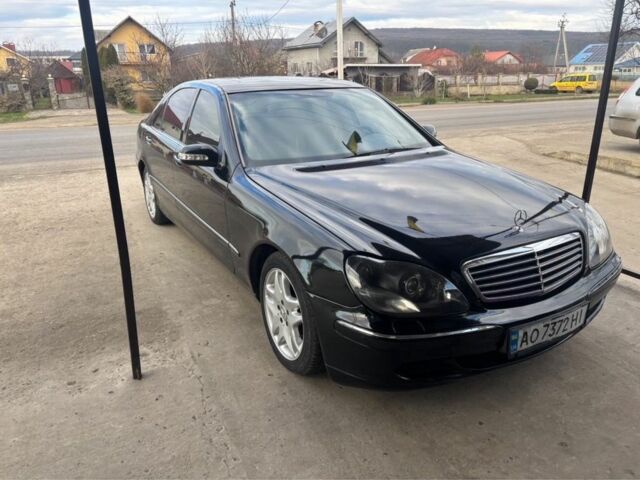 Чорний Ніссан Караван, об'ємом двигуна 3.5 л та пробігом 200 тис. км за 4500 $, фото 1 на Automoto.ua