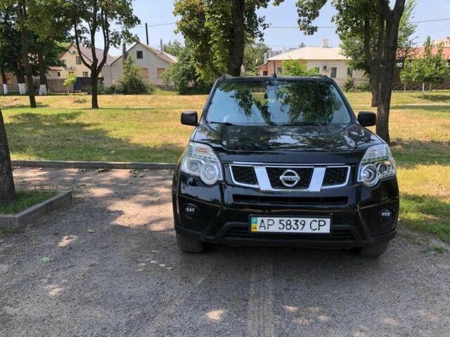 Чорний Ніссан Інша, об'ємом двигуна 2.5 л та пробігом 343 тис. км за 8500 $, фото 1 на Automoto.ua