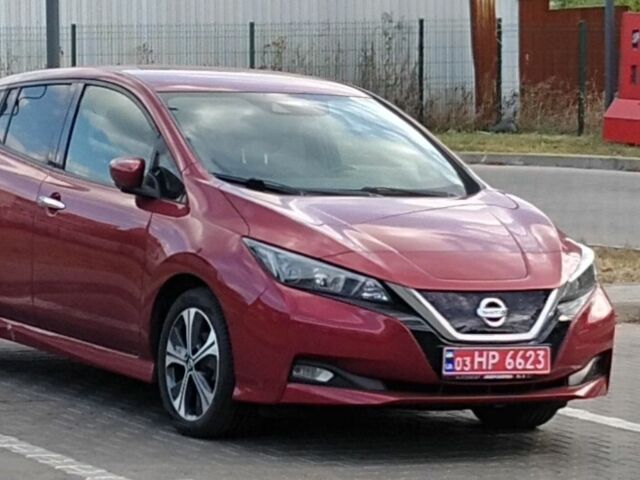 Червоний Ніссан Інша, об'ємом двигуна 0 л та пробігом 117 тис. км за 14500 $, фото 1 на Automoto.ua