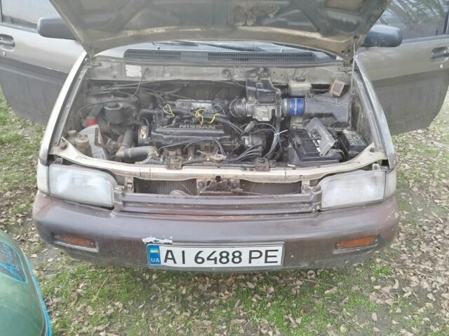 Серый Ниссан Другая, объемом двигателя 2 л и пробегом 544 тыс. км за 1600 $, фото 1 на Automoto.ua