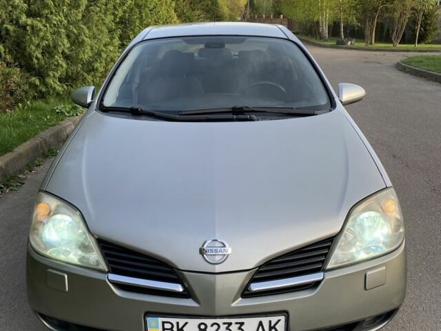 Сірий Ніссан Інша, об'ємом двигуна 2 л та пробігом 318 тис. км за 3700 $, фото 1 на Automoto.ua