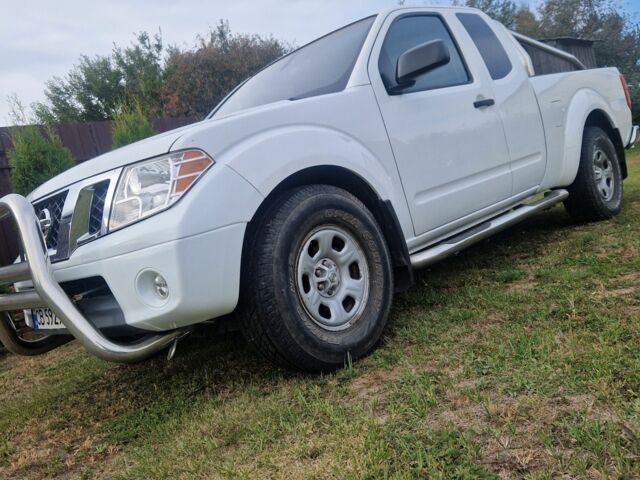 Белый Ниссан Фронтиер, объемом двигателя 0 л и пробегом 105 тыс. км за 13100 $, фото 1 на Automoto.ua