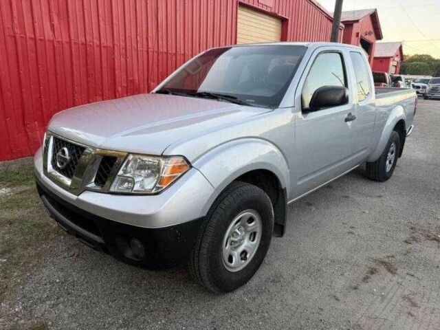 Серый Ниссан Фронтиер, объемом двигателя 2.5 л и пробегом 58 тыс. км за 4200 $, фото 1 на Automoto.ua