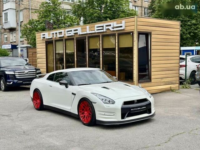 Ніссан ГТ-Р, об'ємом двигуна 0 л та пробігом 40 тис. км за 72999 $, фото 1 на Automoto.ua