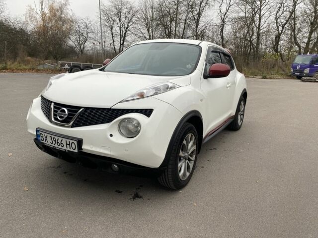 Белый Ниссан Жук, объемом двигателя 1.6 л и пробегом 128 тыс. км за 8950 $, фото 1 на Automoto.ua