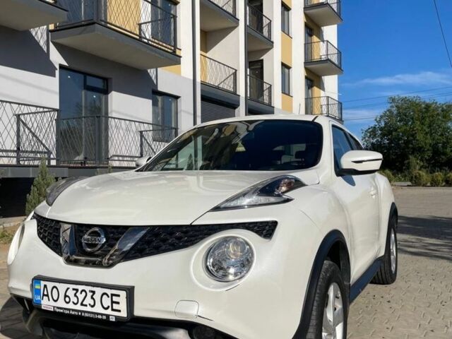 Белый Ниссан Жук, объемом двигателя 1.6 л и пробегом 410 тыс. км за 17000 $, фото 1 на Automoto.ua