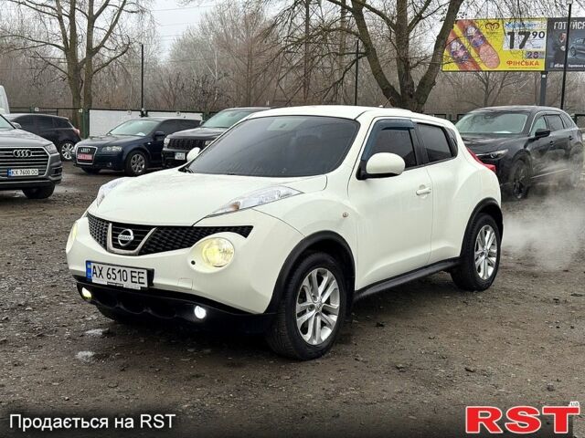 Белый Ниссан Жук, объемом двигателя 1.6 л и пробегом 145 тыс. км за 9700 $, фото 1 на Automoto.ua