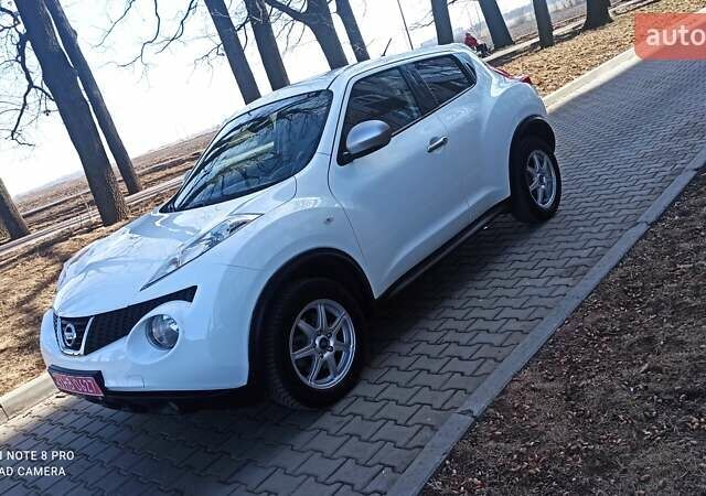 Белый Ниссан Жук, объемом двигателя 1.62 л и пробегом 145 тыс. км за 10400 $, фото 1 на Automoto.ua