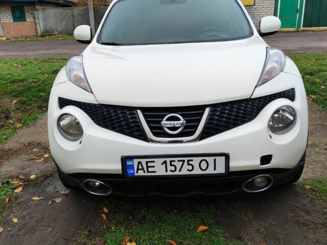 Белый Ниссан Жук, объемом двигателя 1.6 л и пробегом 150 тыс. км за 8200 $, фото 1 на Automoto.ua