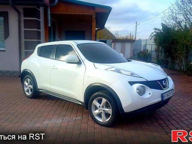 Белый Ниссан Жук, объемом двигателя 1.6 л и пробегом 135 тыс. км за 8150 $, фото 1 на Automoto.ua