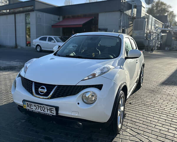Ниссан Жук 2013 в Днепре (Днепропетровске) на Automoto.ua Белый Ниссан Жук, объемом двигателя 1.6 л и пробегом 212 тыс. км за 9000 $, фото 1 на Automoto.ua
