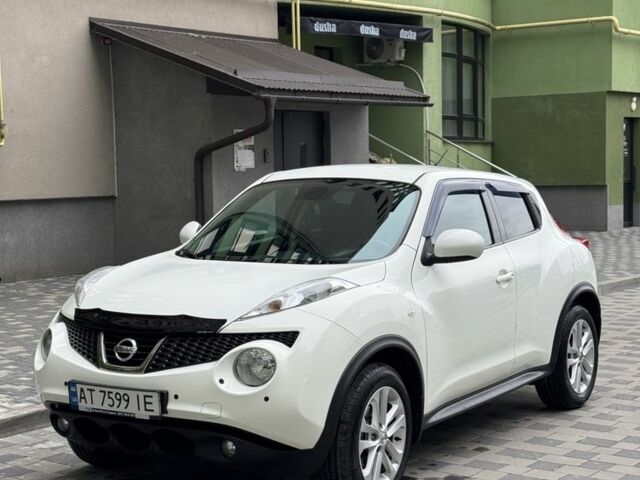 Белый Ниссан Жук, объемом двигателя 1.6 л и пробегом 124 тыс. км за 10200 $, фото 1 на Automoto.ua