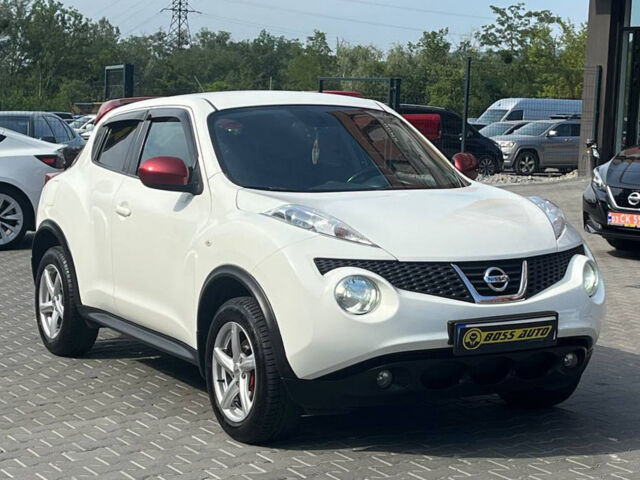 Белый Ниссан Жук, объемом двигателя 1.5 л и пробегом 151 тыс. км за 11000 $, фото 1 на Automoto.ua