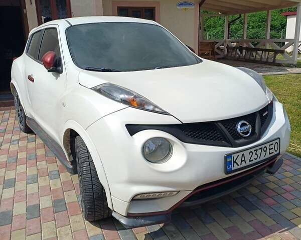 Белый Ниссан Жук, объемом двигателя 1.62 л и пробегом 130 тыс. км за 12818 $, фото 1 на Automoto.ua