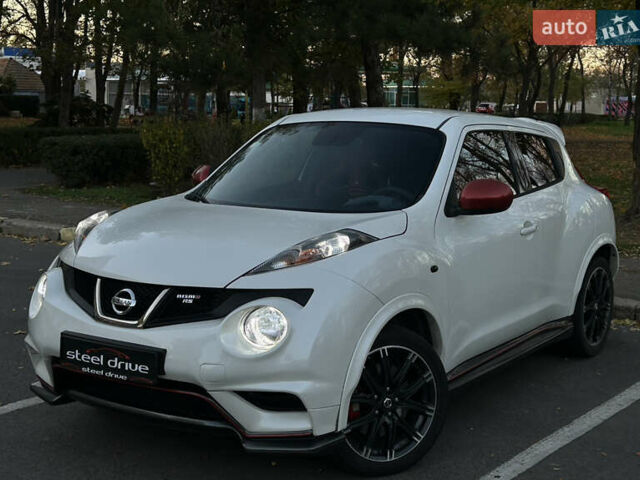 Белый Ниссан Жук, объемом двигателя 1.6 л и пробегом 113 тыс. км за 12699 $, фото 1 на Automoto.ua