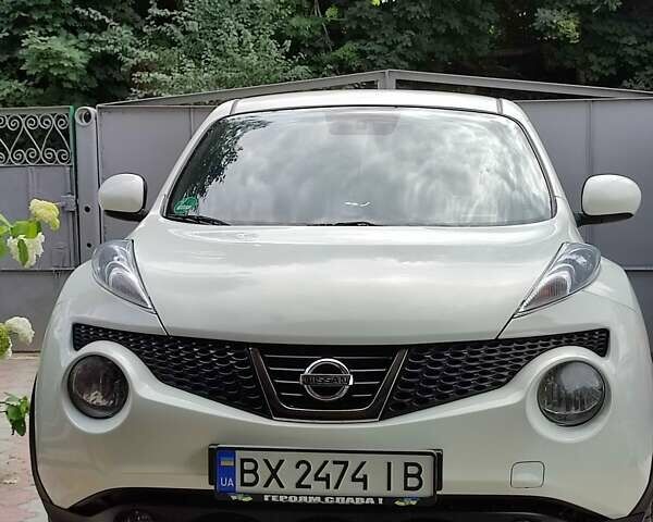 Белый Ниссан Жук, объемом двигателя 1.6 л и пробегом 158 тыс. км за 12300 $, фото 1 на Automoto.ua