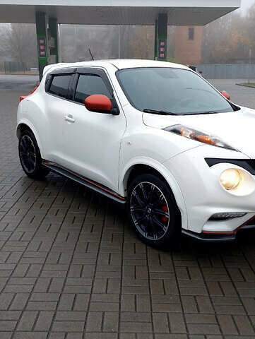 Белый Ниссан Жук, объемом двигателя 1.62 л и пробегом 180 тыс. км за 12500 $, фото 1 на Automoto.ua