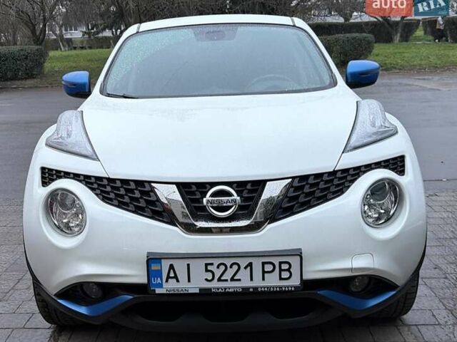 Белый Ниссан Жук, объемом двигателя 1.6 л и пробегом 56 тыс. км за 16500 $, фото 1 на Automoto.ua