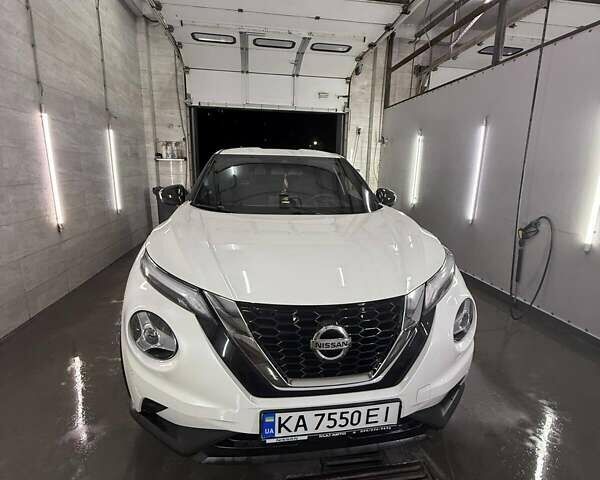 Ниссан Жук 2021 в Киеве на Automoto.ua Белый Ниссан Жук, объемом двигателя 1 л и пробегом 25 тыс. км за 19300 $, фото 1 на Automoto.ua